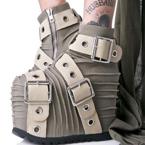 Dolls Kill Current Mood platform boots